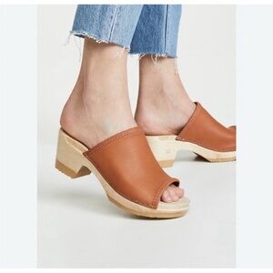 No.6 Daria Clog on Mid heels.